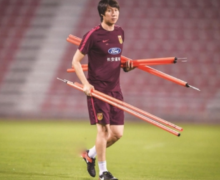 188篮球比分:为国踢球态度比状态重要,队员反映训练质量颇高