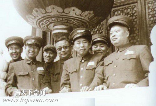 你知道中国哪位上将逝世后美国情报局放假三天?(图)